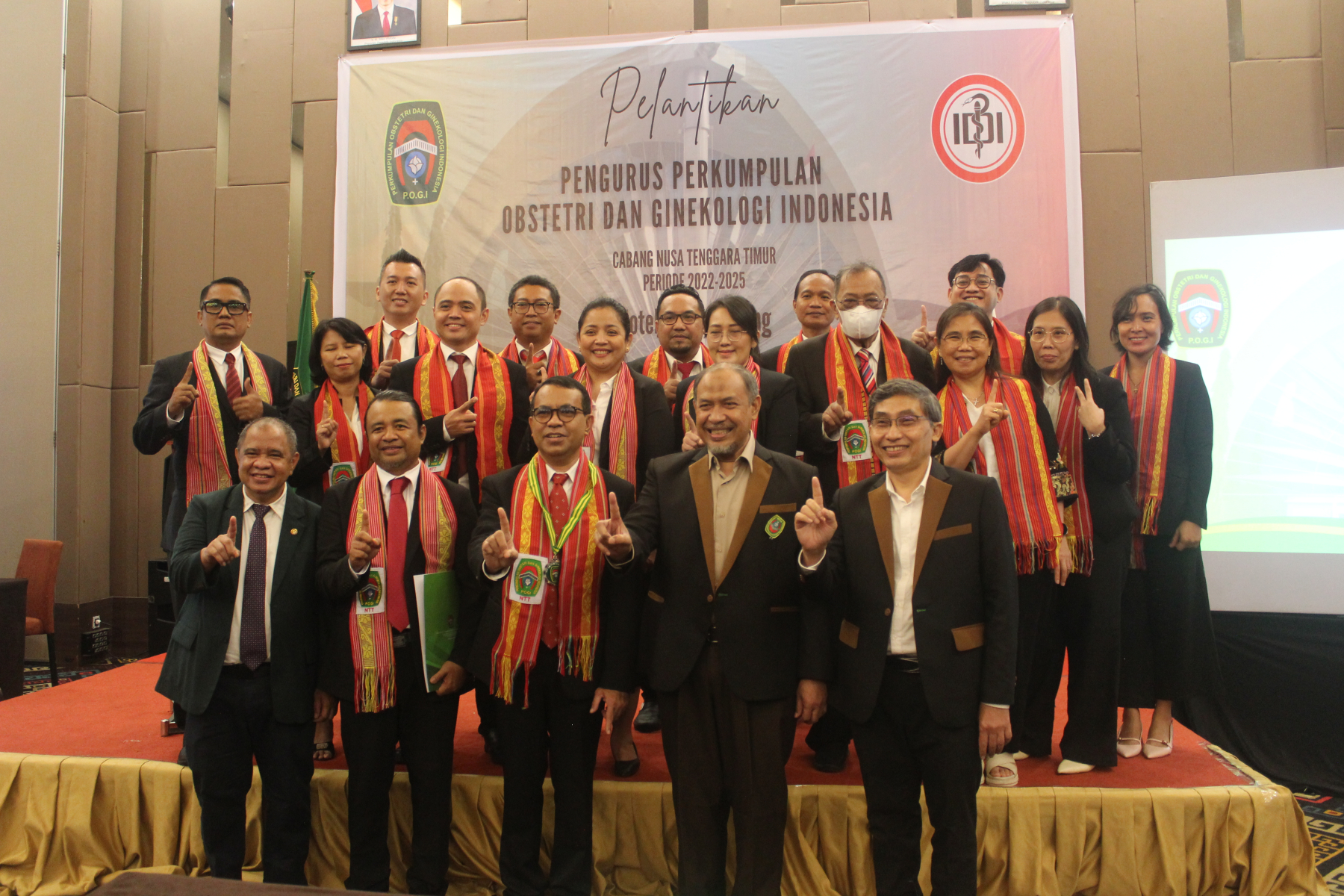 Pelantikan POGI Cabang NTT