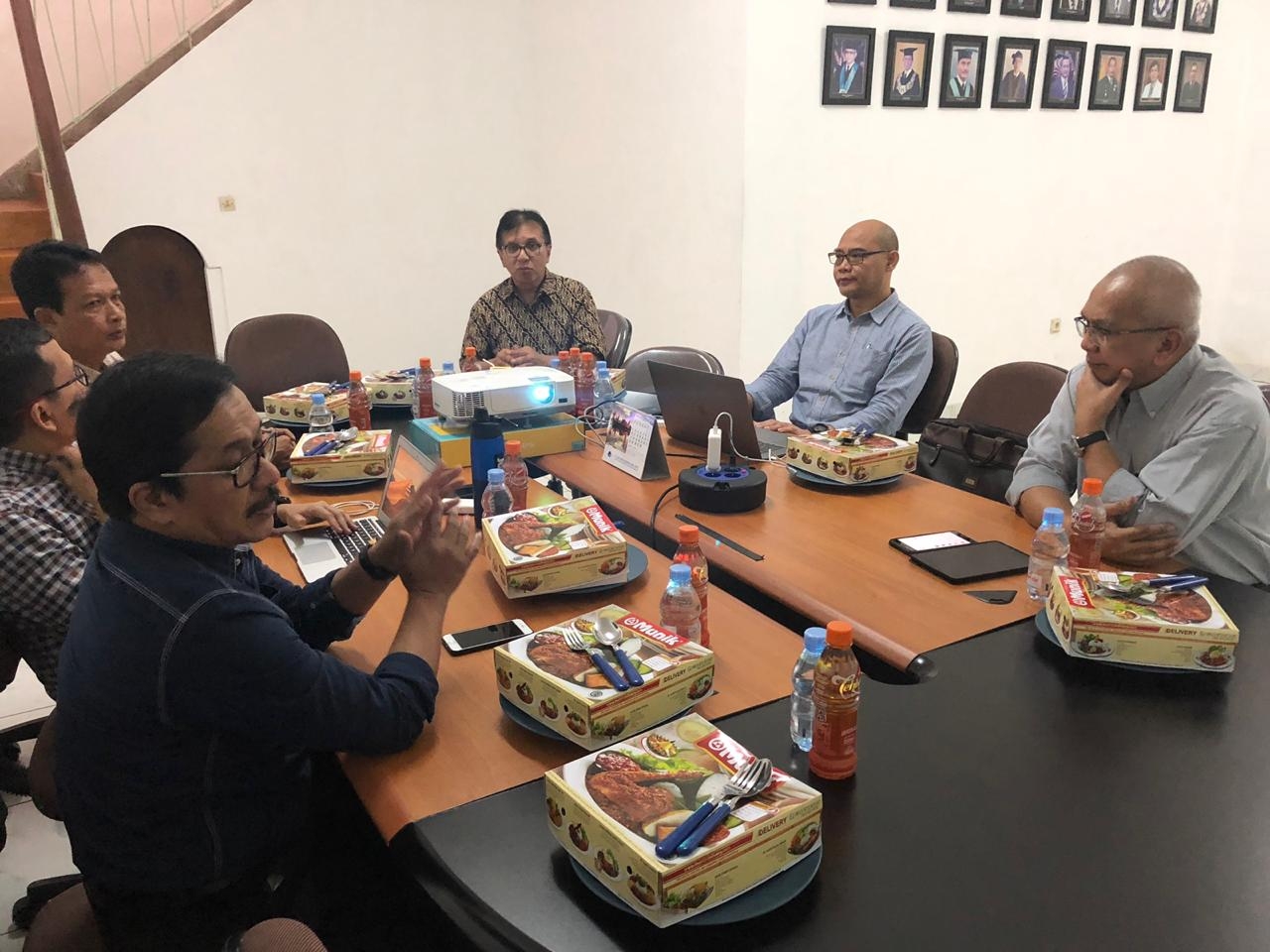 Rapat 27 Februari 2019