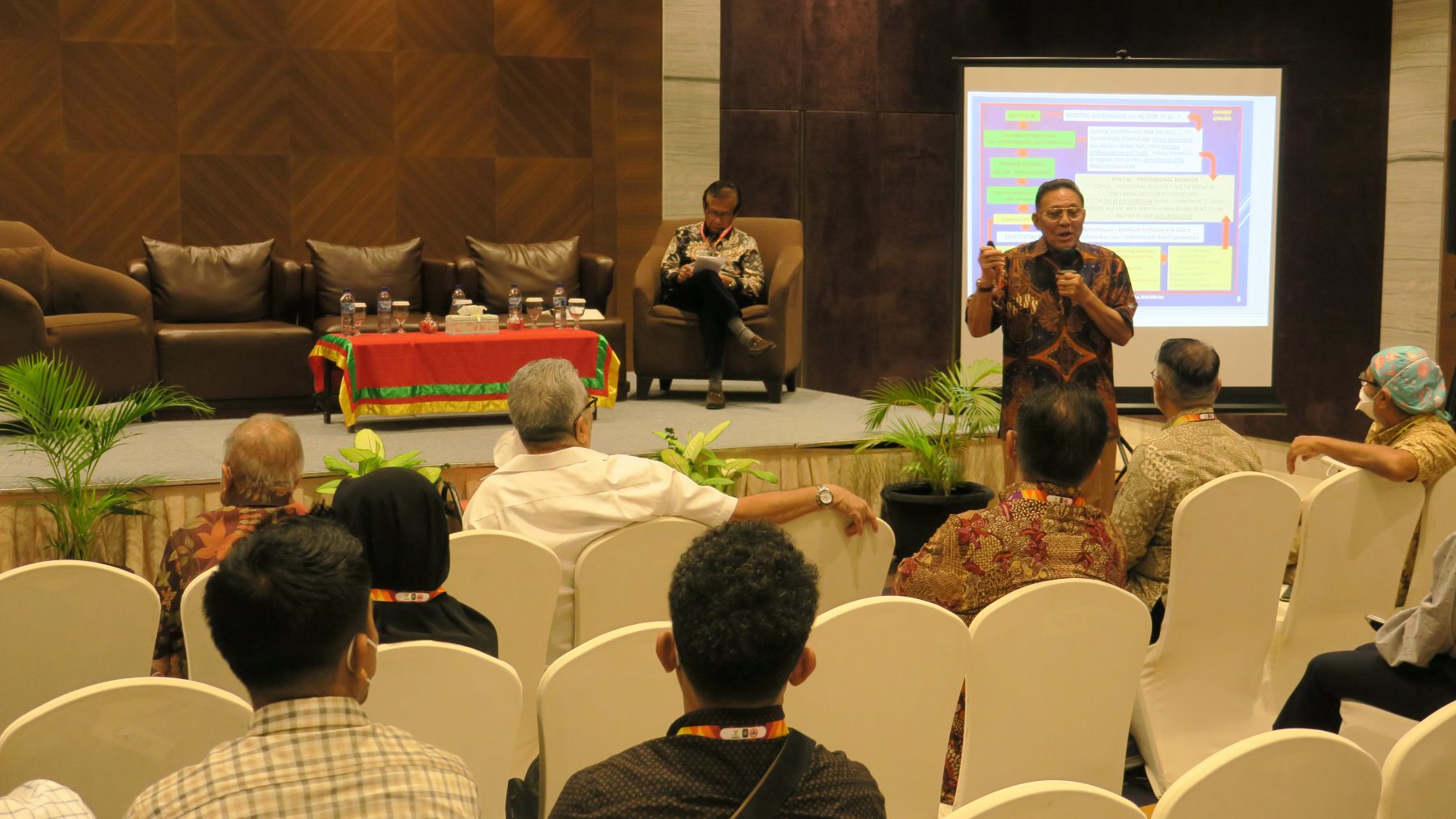 Sesi Simposium Etik &amp; Profesionalisme di KOGI XVIII