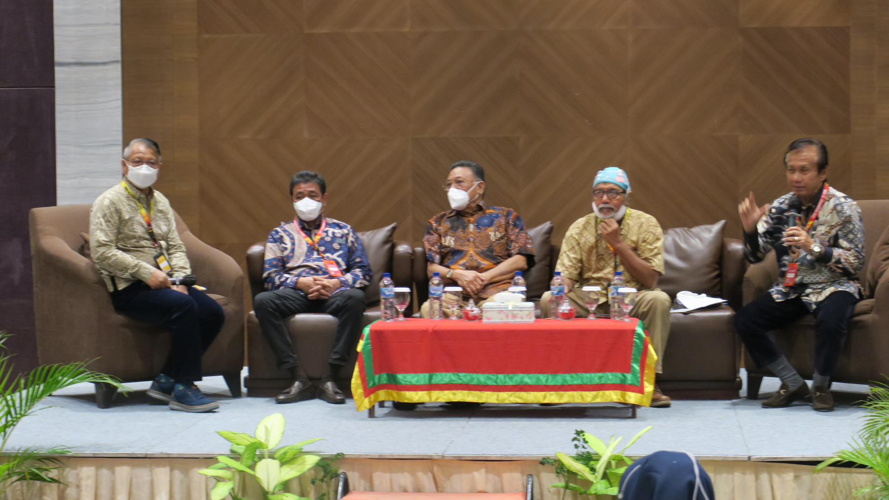 Sesi Simposium Etik &amp; Profesionalisme di KOGI XVIII