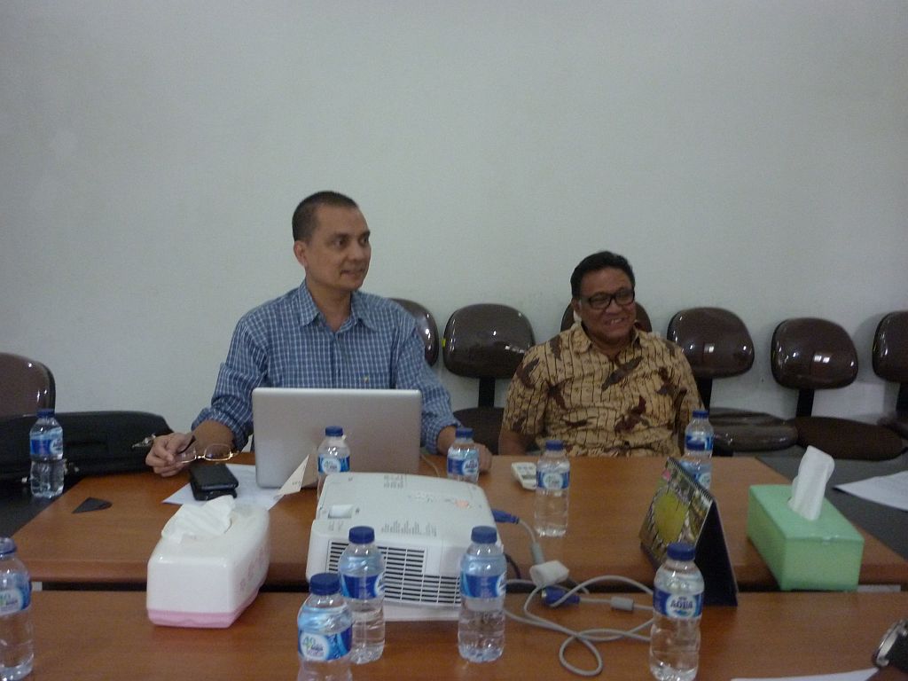 Rapat Bulan April 2014